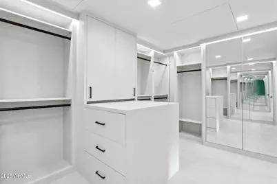 6587 N Palmeraie Boulevard #2020, Paradise Valley, AZ 85253 - Photo 21