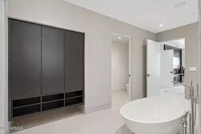 6587 N Palmeraie Boulevard #2020, Paradise Valley, AZ 85253 - Photo 19