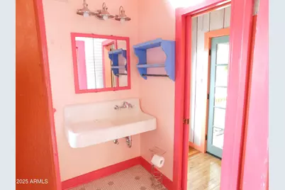 21 Temby Avenue, Bisbee, AZ 85603 - Photo 11