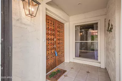 5730 N Scottsdale Road, Paradise Valley, AZ 85253 - Photo 7