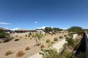 8956 W Solano Dr, Glendale, AZ 85305 - Photo 25