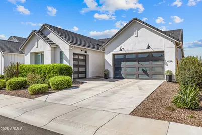 4020 W Serpentine Drive, San Tan Valley, AZ 85144 - Photo 1