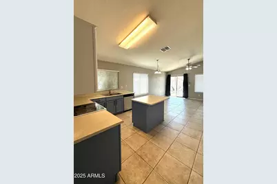 14869 W Caribbean Lane, Surprise, AZ 85379 - Photo 7