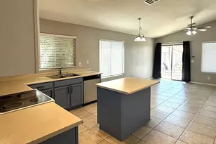 14869 W Caribbean Ln, Surprise, AZ 85379 - Photo 7