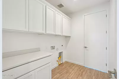 7957 W Griswold Road, Peoria, AZ 85345 - Photo 37