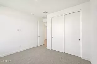 7957 W Griswold Rd, Peoria, AZ 85345 - Photo 33