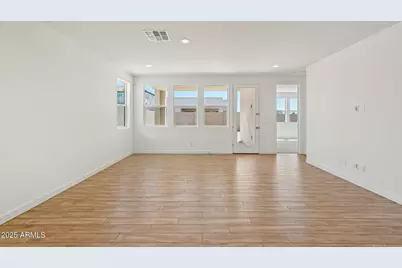 7957 W Griswold Road, Peoria, AZ 85345 - Photo 11