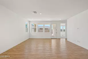 7957 W Griswold Rd, Peoria, AZ 85345 - Photo 11