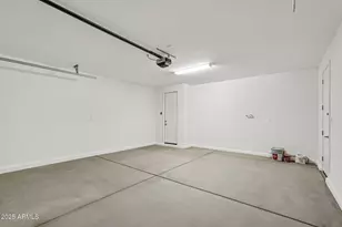 7957 W Griswold Rd, Peoria, AZ 85345 - Photo 39