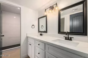 429 E Greenway Dr, Tempe, AZ 85282 - Photo 7