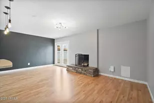 1102 E Redondo Cir, Tempe, AZ 85282 - Photo 13