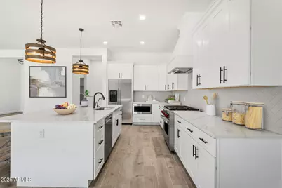 15355 W Pinnacle Vista Road, Surprise, AZ 85387 - Photo 3