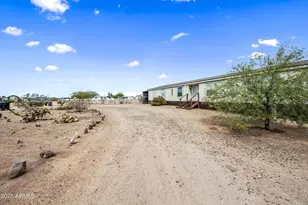 21132 W Dale Ln, Wittmann, AZ 85361 - Photo 5