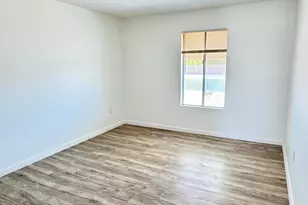 14202 N Lakeforest Dr, Sun City, AZ 85351 - Photo 17