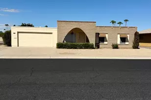 14202 N Lakeforest Dr, Sun City, AZ 85351 - Photo 1