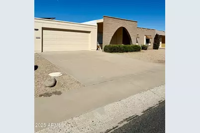 14202 N Lakeforest Drive, Sun City, AZ 85351 - Photo 5