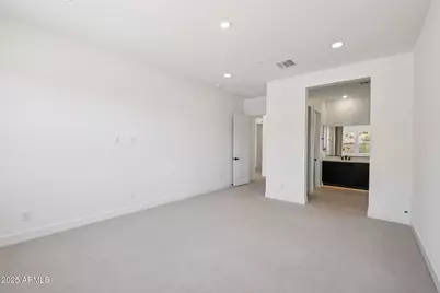 27712 N 74th Lane, Peoria, AZ 85383 - Photo 17