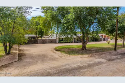 12417 E Cloud Road #'''-''', Chandler, AZ 85249 - Photo 25