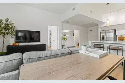 301 W Roosevelt Street #204, Phoenix, AZ 85003 - Photo 7