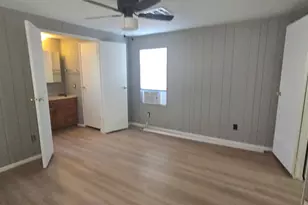 7810 W Peoria Ave, Peoria, AZ 85345 - Photo 11