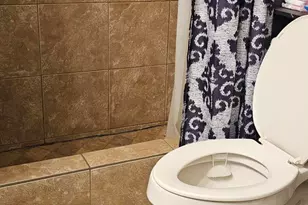 303 E South Mountain Ave, Phoenix, AZ 85042 - Photo 7