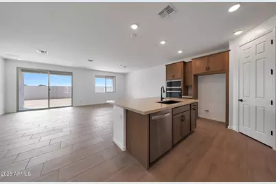 779 W Riparian Drive, San Tan Valley, AZ 85140 - Photo 5