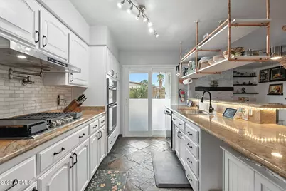 3016 W Acoma Drive, Phoenix, AZ 85053 - Photo 13