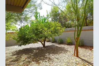 7509 E Rancho Vista Drive, Scottsdale, AZ 85251 - Photo 9