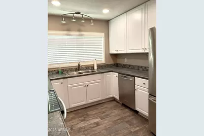 7509 E Rancho Vista Drive, Scottsdale, AZ 85251 - Photo 3