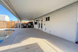 5402 W Country Gables Dr, Glendale, AZ 85306 - Photo 29