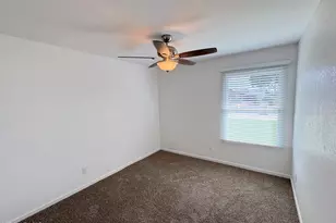 5402 W Country Gables Dr, Glendale, AZ 85306 - Photo 19