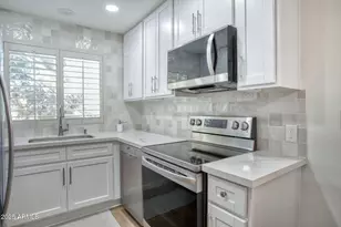 19400 N Westbrook Pkwy, Peoria, AZ 85382 - Photo 9