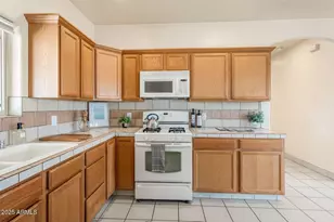 2537 N Euphoria Ln, Huachuca City, AZ 85616 - Photo 11