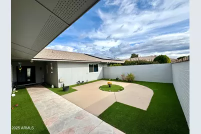 10520 W Campana Drive, Sun City, AZ 85351 - Photo 3