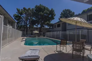 2551 W Rose Ln, Phoenix, AZ 85017 - Photo 17