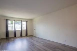 2551 W Rose Ln, Phoenix, AZ 85017 - Photo 7