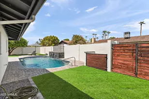 1810 E Auburn Dr, Tempe, AZ 85283 - Photo 37