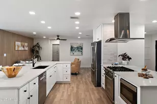 1810 E Auburn Dr, Tempe, AZ 85283 - Photo 5