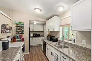 33541 S Mountain View Rd, Black Canyon City, AZ 85324 - Photo 15