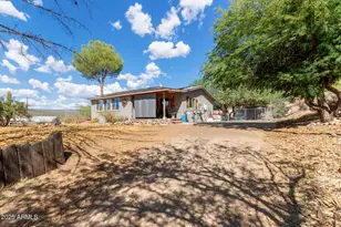 33541 S Mountain View Rd, Black Canyon City, AZ 85324 - Photo 5