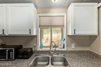 33541 S Mountain View Road, Black Canyon City, AZ 85324 - Photo 17