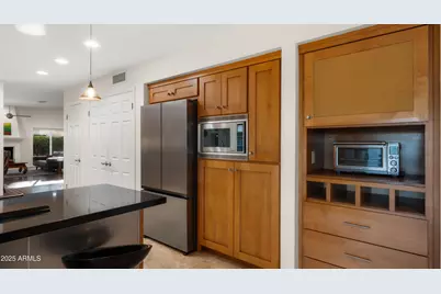 2423 E Marshall Avenue, Phoenix, AZ 85016 - Photo 11