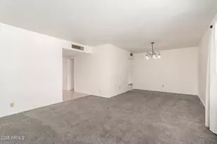 11621 N 39th St, Phoenix, AZ 85028 - Photo 7