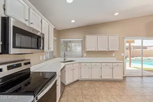 10820 N 57th Dr, Glendale, AZ 85304 - Photo 11