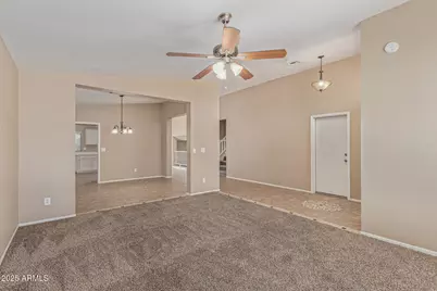 10820 N 57th Drive, Glendale, AZ 85304 - Photo 5