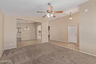 10820 N 57th Dr, Glendale, AZ 85304 - Photo 5