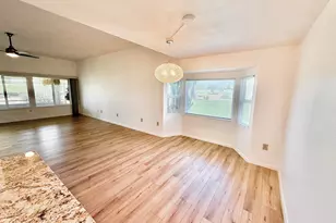 17844 N 102nd Dr, Sun City, AZ 85373 - Photo 13