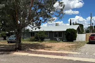 565 Graham Dr, Sierra Vista, AZ 85635 - Photo 1