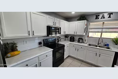 7451 S Sunset Way, Buckeye, AZ 85326 - Photo 11