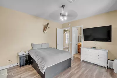 810 W Hidden Valley Drive, Phoenix, AZ 85086 - Photo 25